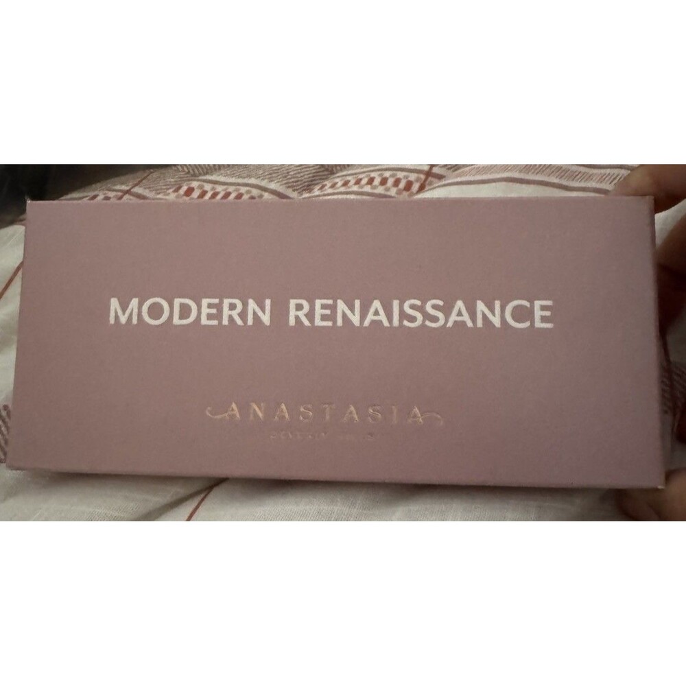 NIB Anastasia Beverly Hills Modern Renaissance Eyeshadow Palette FAST SHIP!! 💨